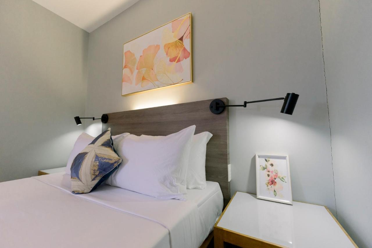 Madonna Hometel&Suites New Pandan Panabo Buitenkant foto