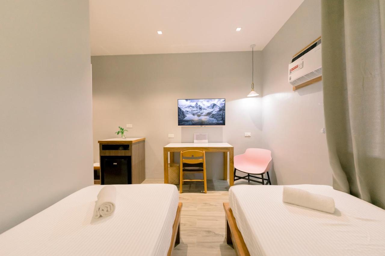 Madonna Hometel&Suites New Pandan Panabo Buitenkant foto