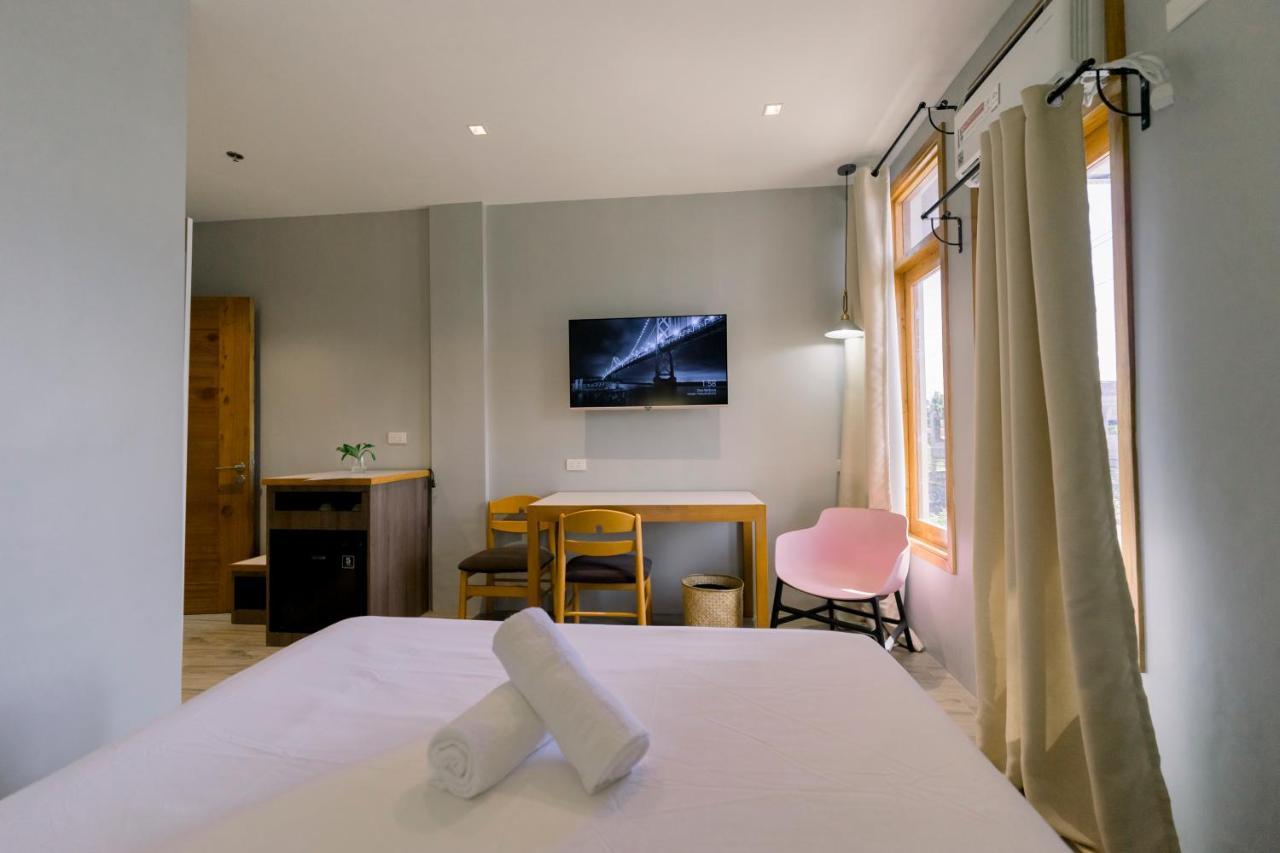 Madonna Hometel&Suites New Pandan Panabo Buitenkant foto