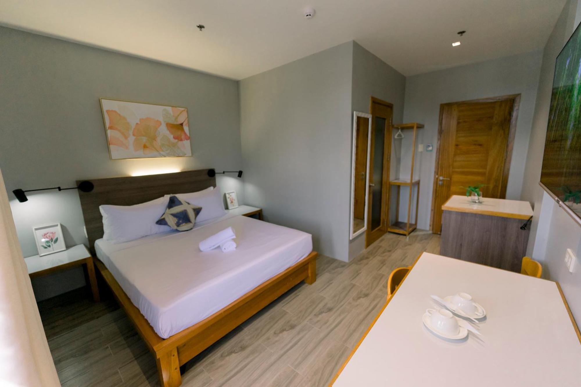 Madonna Hometel&Suites New Pandan Panabo Buitenkant foto